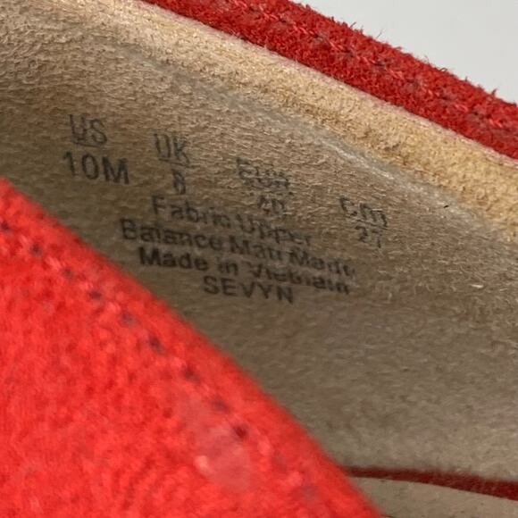 Life Stride Size 10M Pointed Toe Faux Suede Comfort Pumps Red Heels Holiday - Picture 13 of 13